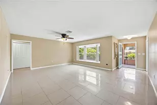 2317 Goya Dr, Nokomis, FL 34275 - Photo 3