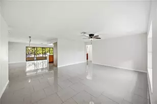 2317 Goya Dr, Nokomis, FL 34275 - Photo 3