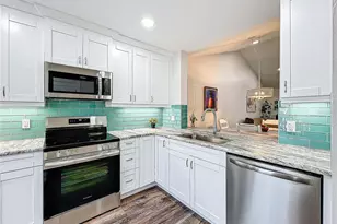 1407 Pine Lake Dr, Venice, FL 34285 - Photo 17