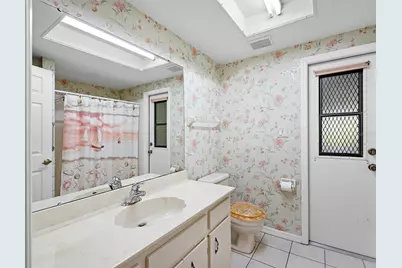 1049 Fleetwood Drive NW, Port Charlotte, FL 33948 - Photo 27