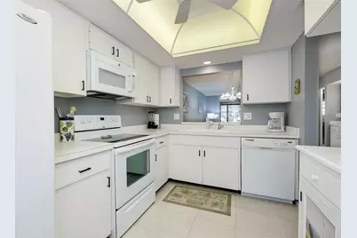 360 Three Lakes Lane #E, Venice, FL 34285 - Photo 23