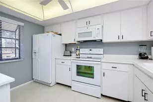 360 3 Lakes Ln, Venice, FL 34285 - Photo 19