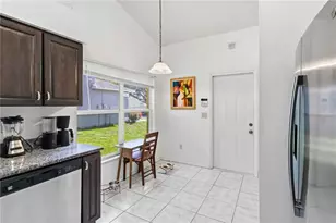 13437 Beechberry Dr, Riverview, FL 33579 - Photo 9