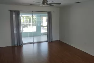 4835 Jacaranda Heights Dr, Venice, FL 34293 - Photo 5