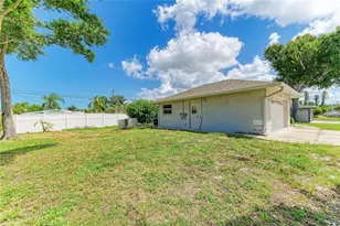 262 Palmetto Dr, Venice, FL 34293 - Photo 49