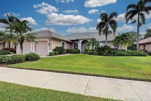 692 Egret Walk Ln, Venice, FL 34292 - Photo 3