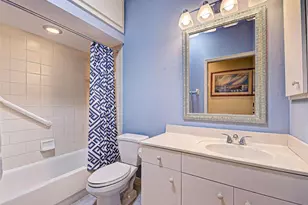 1275 Berkshire Cir, Venice, FL 34292 - Photo 17