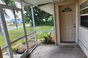 385 Pelican Rd, Venice, FL 34293 - Photo 3