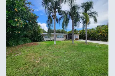 385 Pelican Road, Venice, FL 34293 - Photo 1