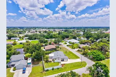 210 Wisteria Road, Venice, FL 34293 - Photo 59