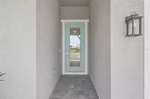 18857 Daybreak Dr, Venice, FL 34293 - Photo 3