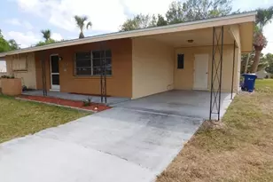 612 Shamrock Blvd, Venice, FL 34293 - Photo 3