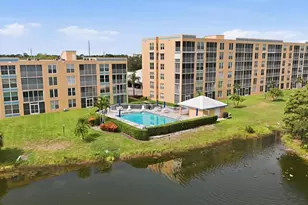 4550 Pinebrook Cir, Bradenton, FL 34209 - Photo 33