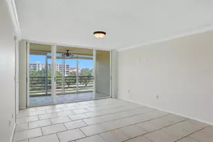 4550 Pinebrook Cir, Bradenton, FL 34209 - Photo 9
