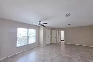 352 Pine Tree Rd, Venice, FL 34293 - Photo 5