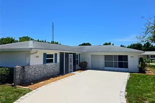 352 Pine Tree Rd, Venice, FL 34293 - Photo 1