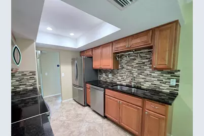 352 Pine Tree Road, Venice, FL 34293 - Photo 9