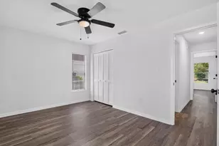 631 Foxwood Blvd, Englewood, FL 34223 - Photo 11