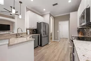 748 Back 9 Dr, Venice, FL 34285 - Photo 13