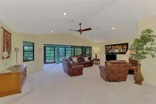 1934 Cove Pointe Dr, Venice, FL 34293 - Photo 15