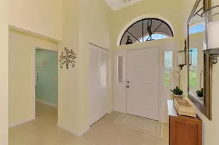 1934 Cove Pointe Dr, Venice, FL 34293 - Photo 9