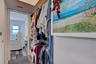 633 Alhambra Rd, Venice, FL 34285 - Photo 29