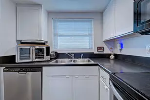 633 Alhambra Rd, Venice, FL 34285 - Photo 19