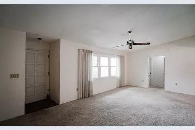 105 Woodingham Drive, Venice, FL 34292 - Photo 5