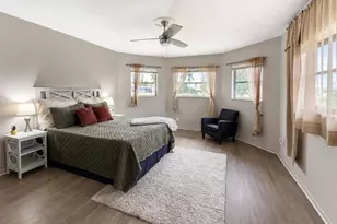 356 Peppertree Rd, Venice, FL 34293 - Photo 25