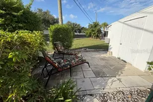 857 S Green Cir, Venice, FL 34285 - Photo 19