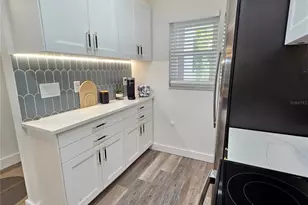 437 Cerromar Ln, Venice, FL 34293 - Photo 33