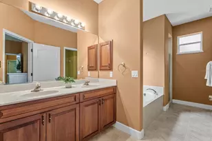 7289 Tropicaire Blvd, North Port, FL 34290 - Photo 11