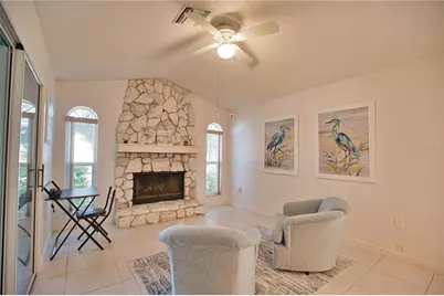 1191 Harbor Town Way, Venice, FL 34292 - Photo 9