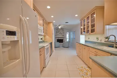 1191 Harbor Town Way, Venice, FL 34292 - Photo 13