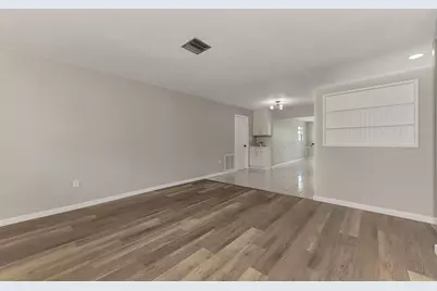 166 Chatham Street NW, Port Charlotte, FL 33952 - Photo 9