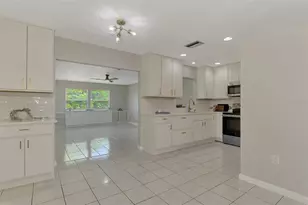 166 Chatham St NW, Port Charlotte, FL 33952 - Photo 9