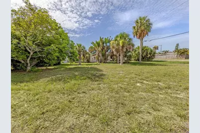 730 S Venice Boulevard, Venice, FL 34293 - Photo 23