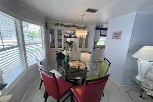 900 Jolanda Cir, Venice, FL 34285 - Photo 13
