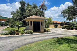 2004 Longpointe Cir, Venice, FL 34293 - Photo 47