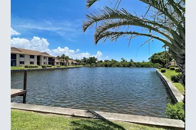 2004 Longpointe Circle #E2, Venice, FL 34293 - Photo 53