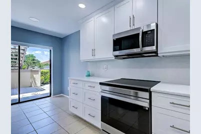 2004 Longpointe Circle #E2, Venice, FL 34293 - Photo 19