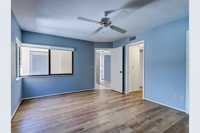 2004 Longpointe Circle #E2, Venice, FL 34293 - Photo 27