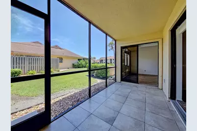 2004 Longpointe Circle #E2, Venice, FL 34293 - Photo 39