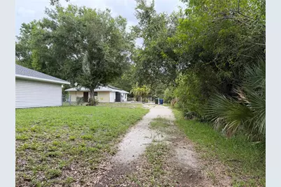 2249 Woodmere Road, Venice, FL 34293 - Photo 5