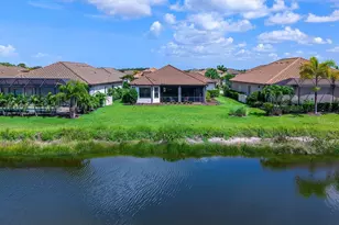 5365 Salcano St, Sarasota, FL 34238 - Photo 3