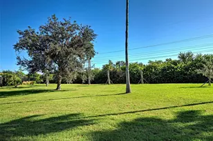 20612 Capello Dr, Venice, FL 34292 - Photo 3