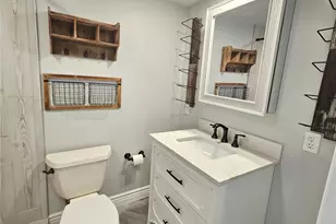 5042 Linda St, Venice, FL 34293 - Photo 21