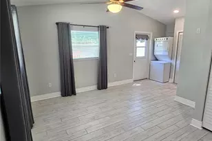 5042 Linda St, Venice, FL 34293 - Photo 11