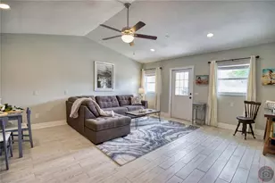 5042 Linda St, Venice, FL 34293 - Photo 9
