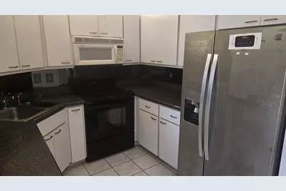 213 Rubens Drive #H, Nokomis, FL 34275 - Photo 3